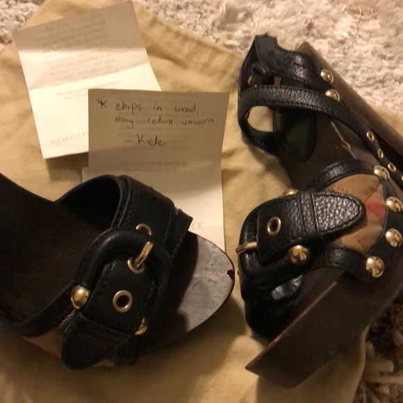 Authentic Burberry - Picture 3 of 6